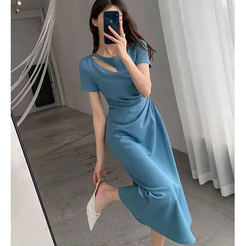 连衣裙女2025夏季新款镂空法式气质显瘦设计收腰赫本风长裙夏小众