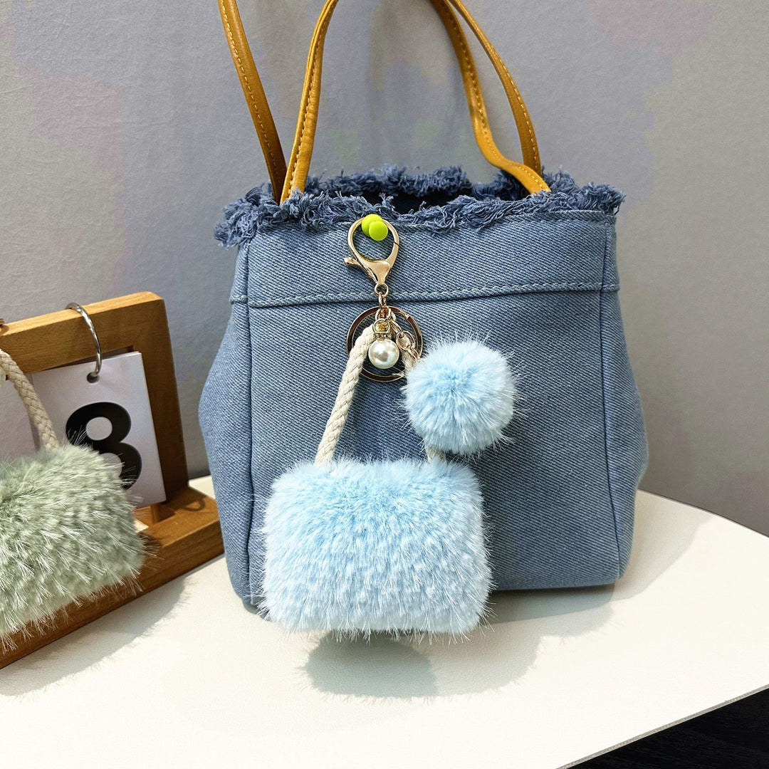 Luxury Mini Bag Keychain with Pearl & Blanket – Car Key Gift Charm