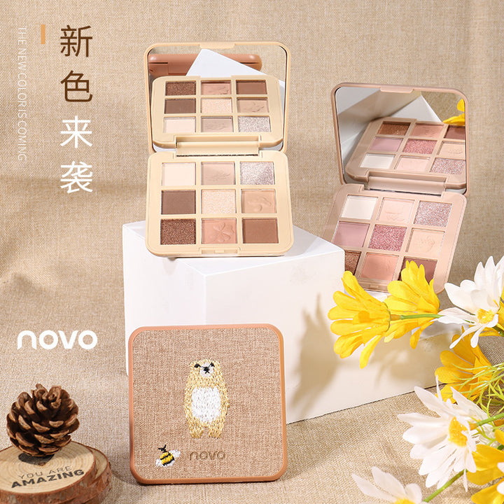 NOVO刺绣九色眼影盘 珠光哑光防水不易脱妆学生平价大地色眼影ins
