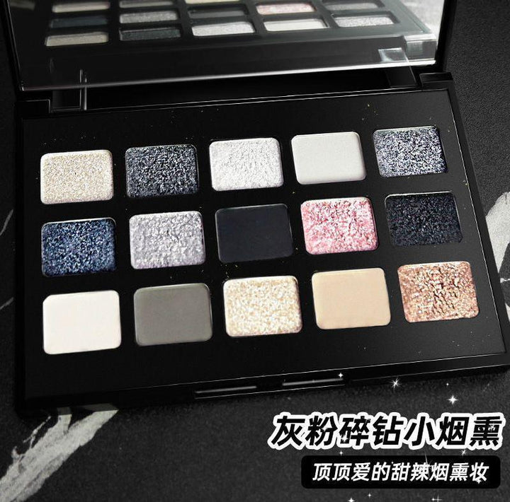 卡佩尔15色眼影盘万圣节黑暗灰色妆容烟熏妆化妆品新款哑光跨境
