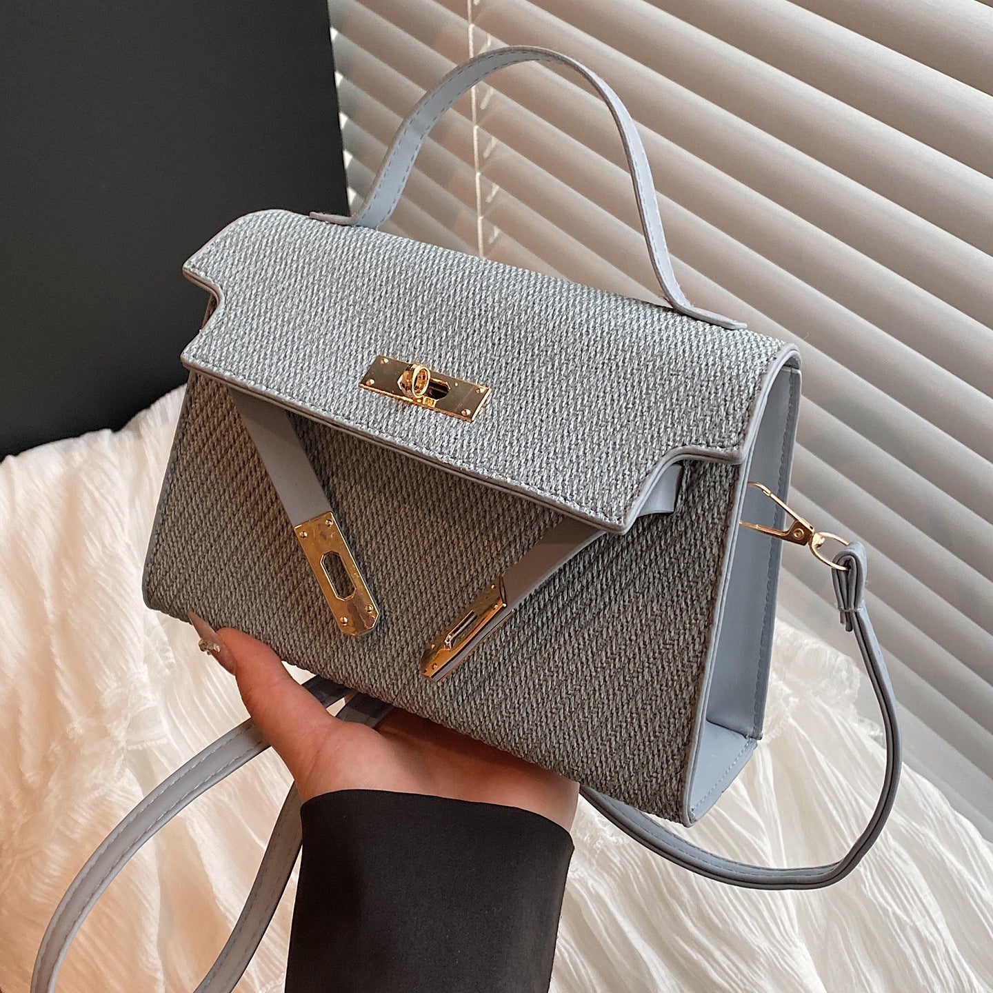 Bag2024New Fashion Small Square Bag Texture PU Handbag Retro Simple Shoulder Bag Trendy Versatile Crossbody
