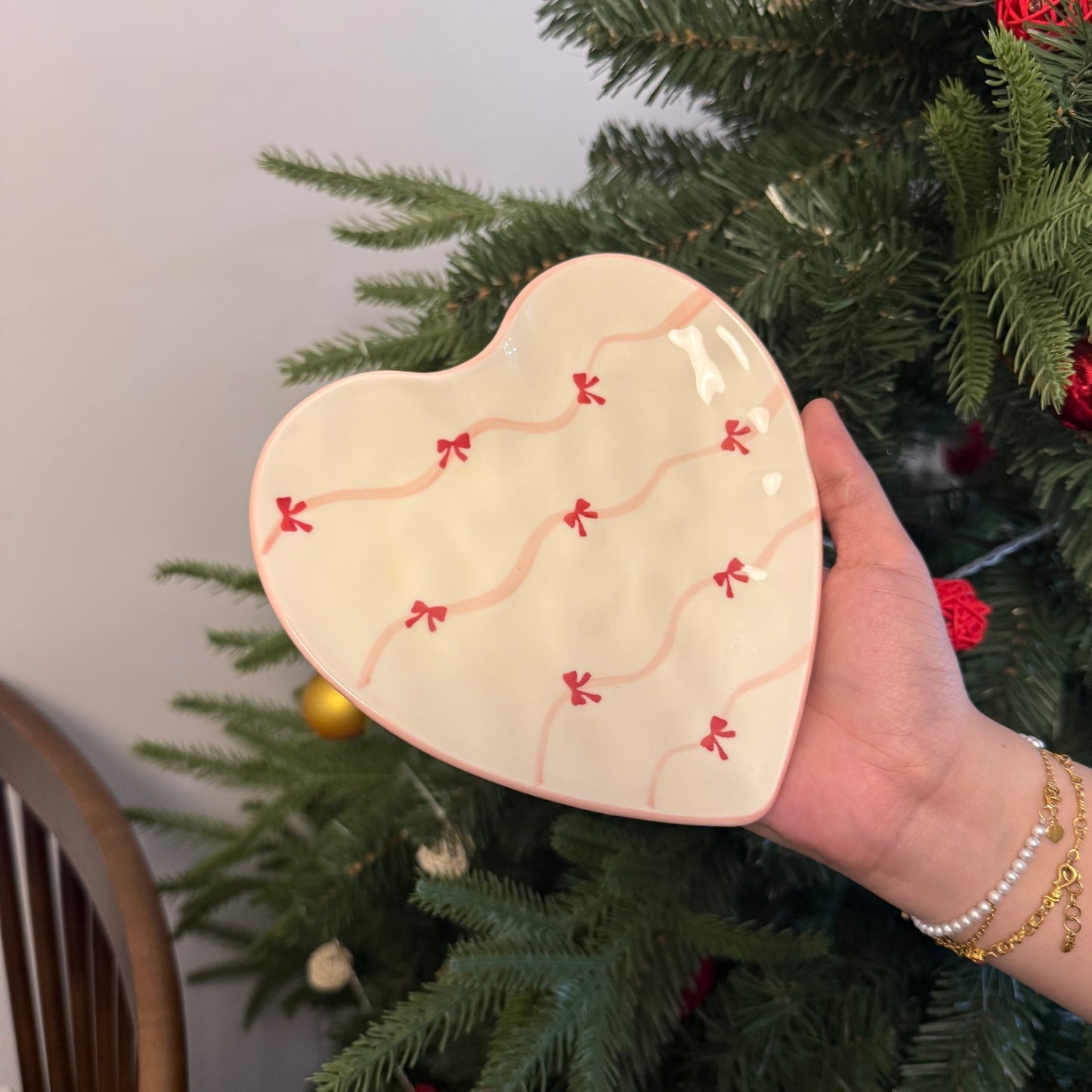Korean Style ins Wind Hand-painted Heart Ceramic Cup and Saucer Hand Pinched Irregular Heart-Shaped Coffee Cup and Saucer Afternoon Tea Cup and Saucer