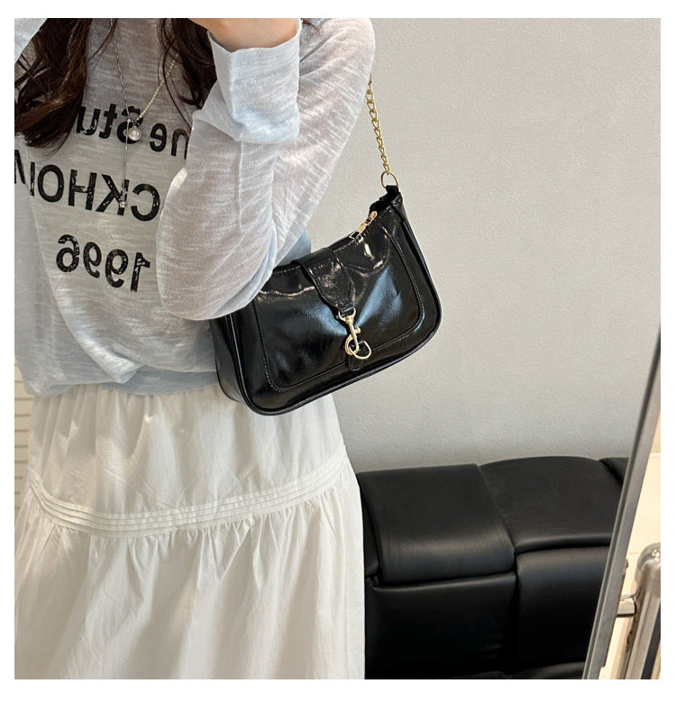 French Design Glossy Women2025Summer New Trendy Fashionable Elegant Single Shoulder Underarm Handbag for Women