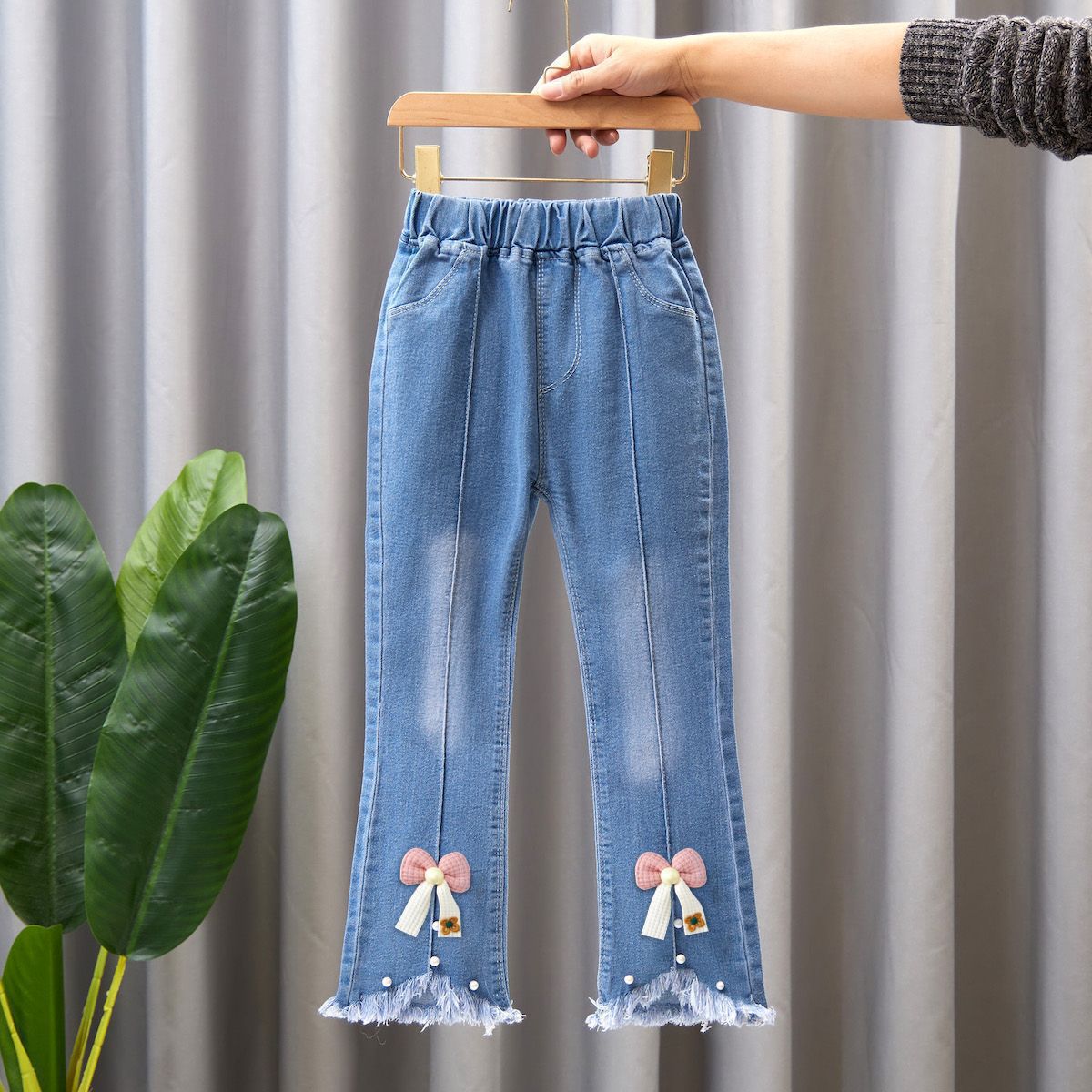 Children's Clothing Wholesale Girls' Jeans Spring and Autumn New Style Medium and Large Children's Slim Pants Baby Casual Girls' Flared Long Pants