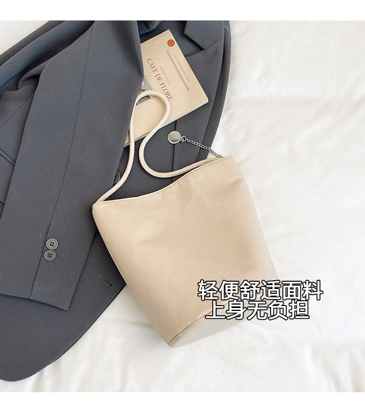 Women's Commuter Tote Bag Versatile2024New Fashion Large Capacity Bucket Crossbody Bag High-end Single Shoulder Underarm Bag