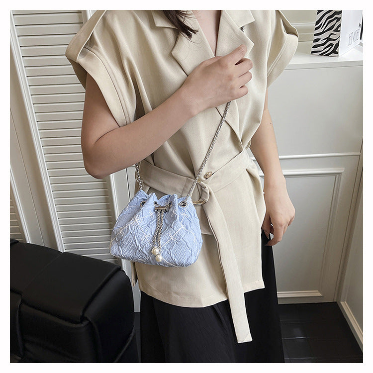 Cross-border Drawstring Bucket Small Bag for Women2025New Stylish Pleated Flower Bag Fashionable Round Chain Crossbody Bag