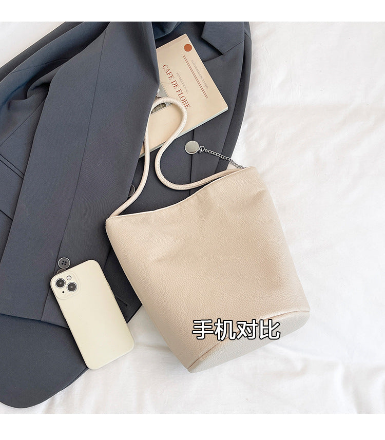 Women's Commuter Tote Bag Versatile2024New Fashion Large Capacity Bucket Crossbody Bag High-end Single Shoulder Underarm Bag