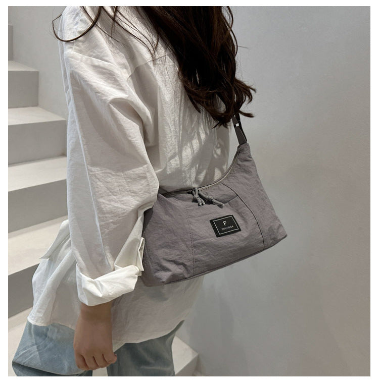 2025New Spring Large Capacity Single Shoulder Crossbody Retro Simple Ruiying Commuter Women's Bag Fashion Casual Tote Bag