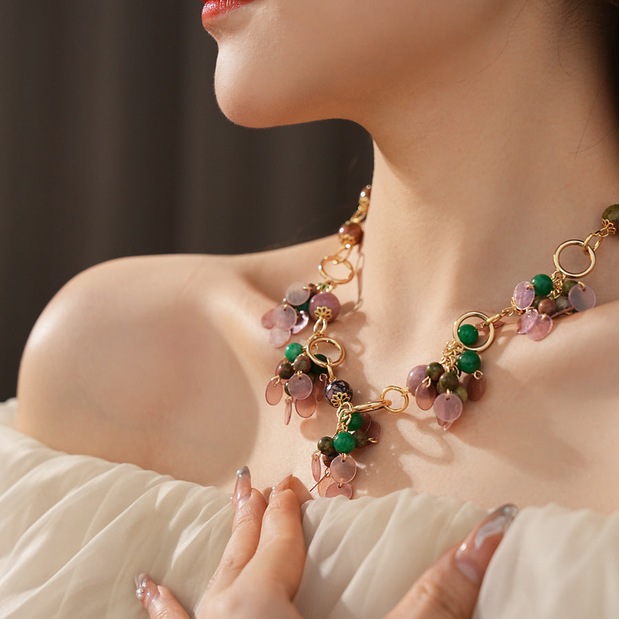 Medieval vintage Jewelry Set Natural Stone Shell Tassel Pendant Earrings Light Luxury High-end Vintage Necklace