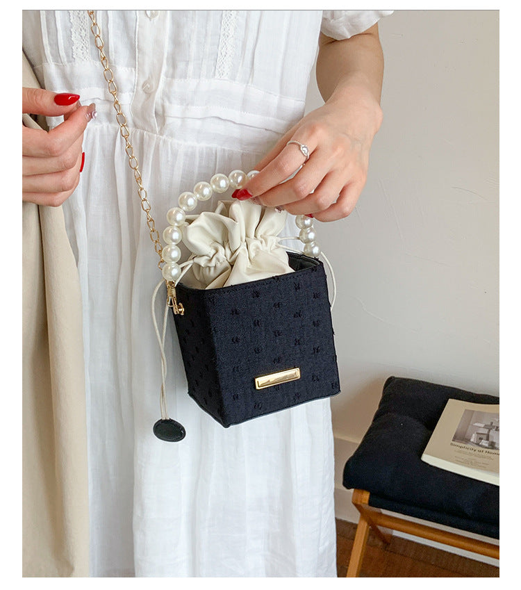 Autumn Small Bag2025New Trendy Fashionable Versatile Pearl Handbag High-Quality Texture Crossbody Bag
