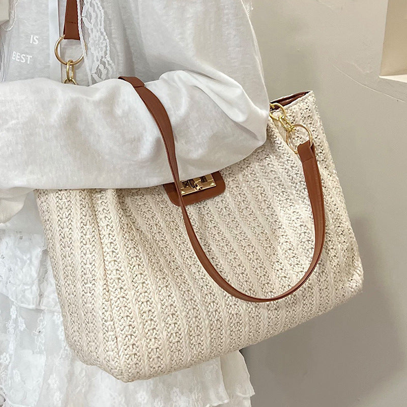 2025Women's Spring New Small Chanel Style Bag for Work Commute Versatile Straw Woven Large Capacity Wide Shoulder Strap Women's Single Shoulder Bag