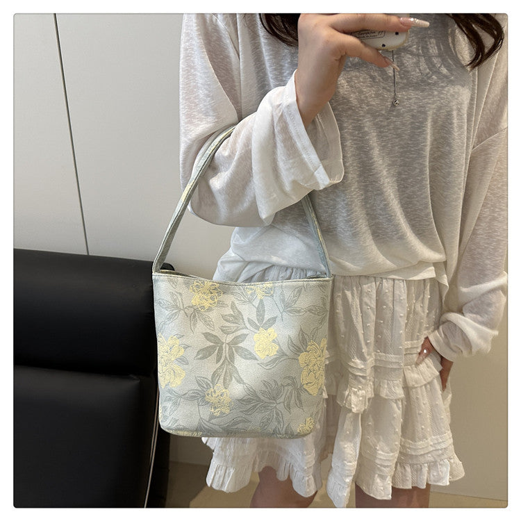 Lady's New Chinese Style Starlight Dream Tote Bag Black Shoulder Bag Embroidered Flower Vintage Handbag