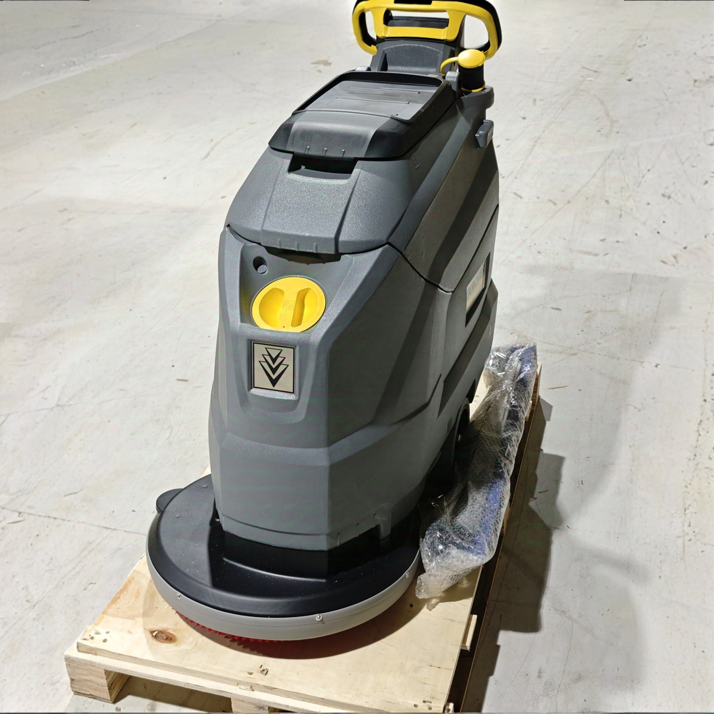 KARCHER Karchi BD50/50Hand-Push Floor Scrubber Scrubbing, washing, and absorbing dirt from floors European Plug Kärcher