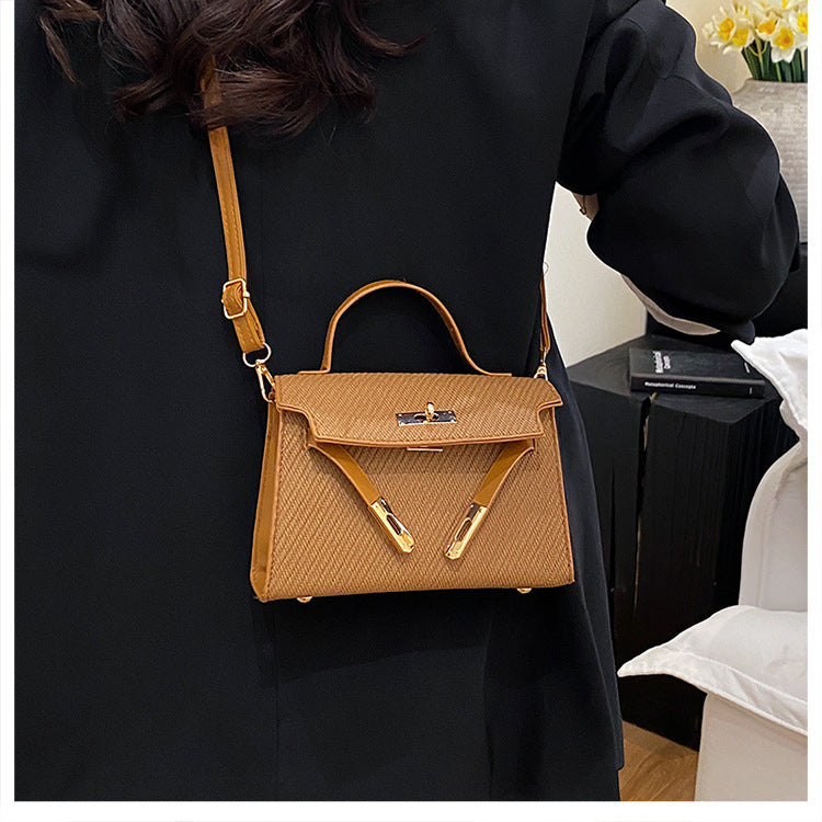 Bag2024New Fashion Small Square Bag Texture PU Handbag Retro Simple Shoulder Bag Trendy Versatile Crossbody