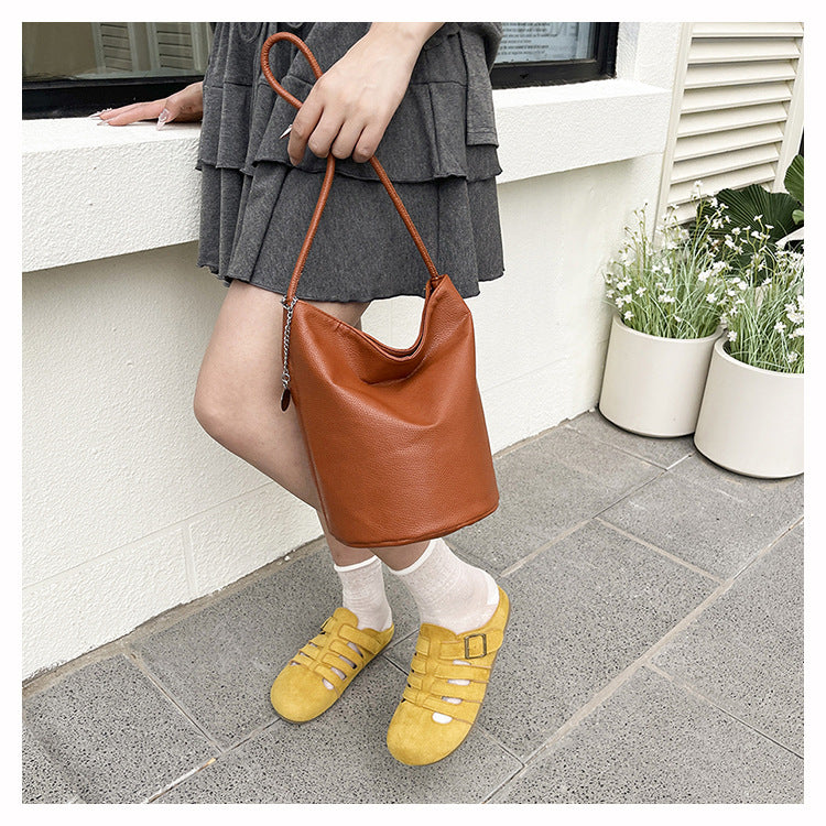 Women's Commuter Tote Bag Versatile2024New Fashion Large Capacity Bucket Crossbody Bag High-end Single Shoulder Underarm Bag