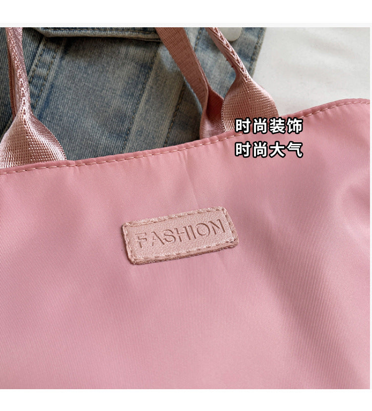 Casual Single Shoulder Crossbody Bag New Model Phone Small Square Bag Versatile Shopping Handbag Lightweight Water-Resistant Nylon Bag