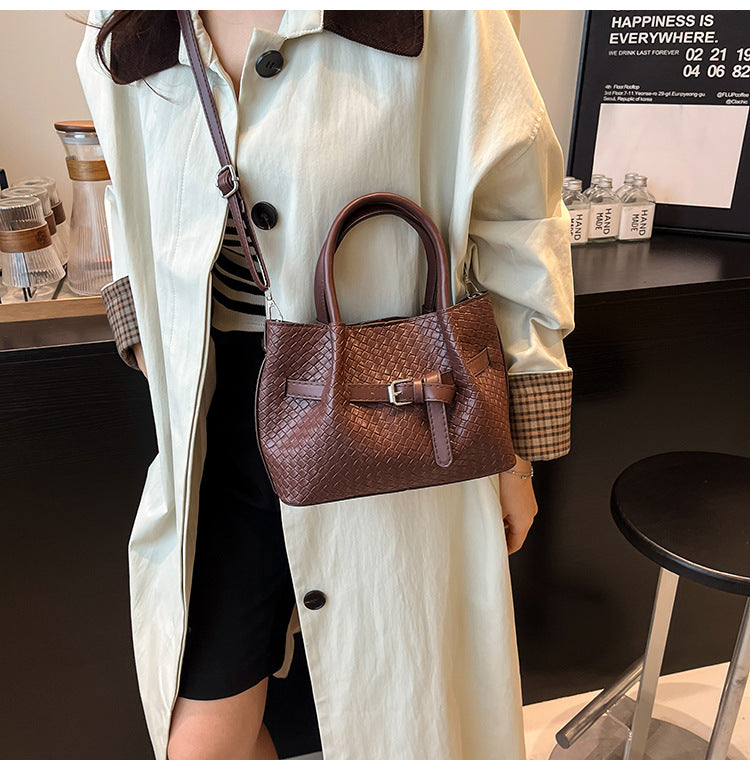 Korean style Niche Sweet Girl Handbag2025New high-end vegetable basket woven bag single shoulder crossbody bag