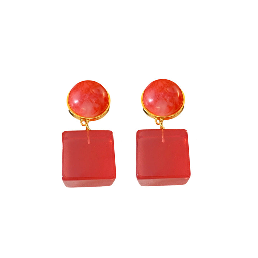 Medieval vintage Exaggerated Earrings Silver Needle Three-Dimensional Square Pendant Stud Earrings Elegant Light Luxury High-End Feel Earrings for Women