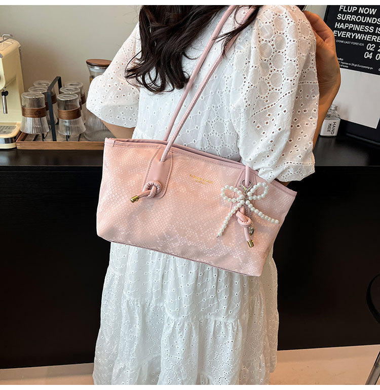 High-end stylish large-capacity women's bag2025New Spring and Summer Niche Single Shoulder Underarm Bag for Work and Commuting