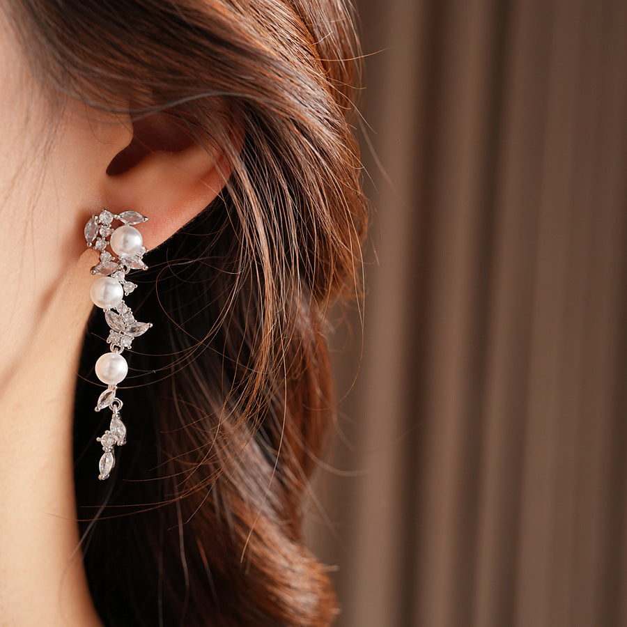 Real Gold Plated Silver Needle Butterfly Pearl Earrings Light Luxury High-end Exquisite Stud Earrings Fashionable Versatile Earrings for Women