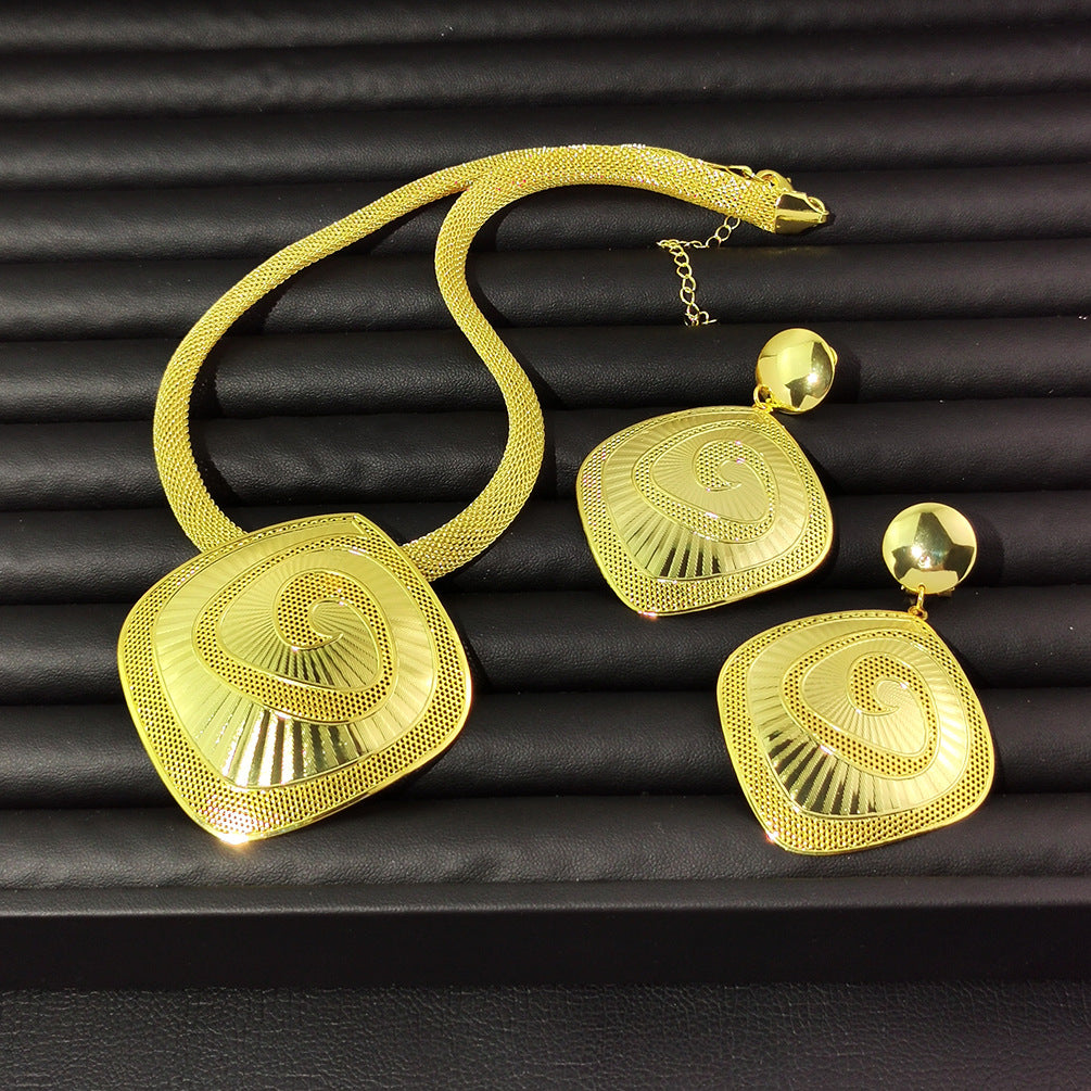 Various Dubai Sets for Women24K Gold Color Big Flower Pendant Necklace and Earrings Wedding Party African Set