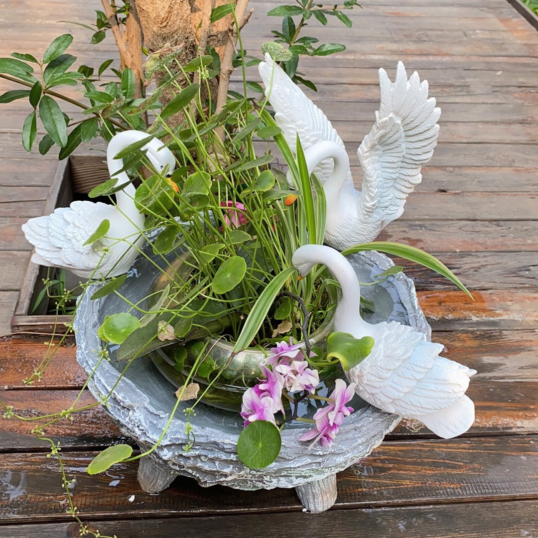 Creative Villa Outdoor Landscape Ornament Resin Green Radish Flower Pot Garden Courtyard Swan Pot Hydroponic Green Plant Container