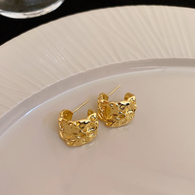 Silver Needle Metal Earrings High-end Simple Stud Earrings Fashion Versatile Light Luxury Unique Niche Earrings Yiwu Wholesale