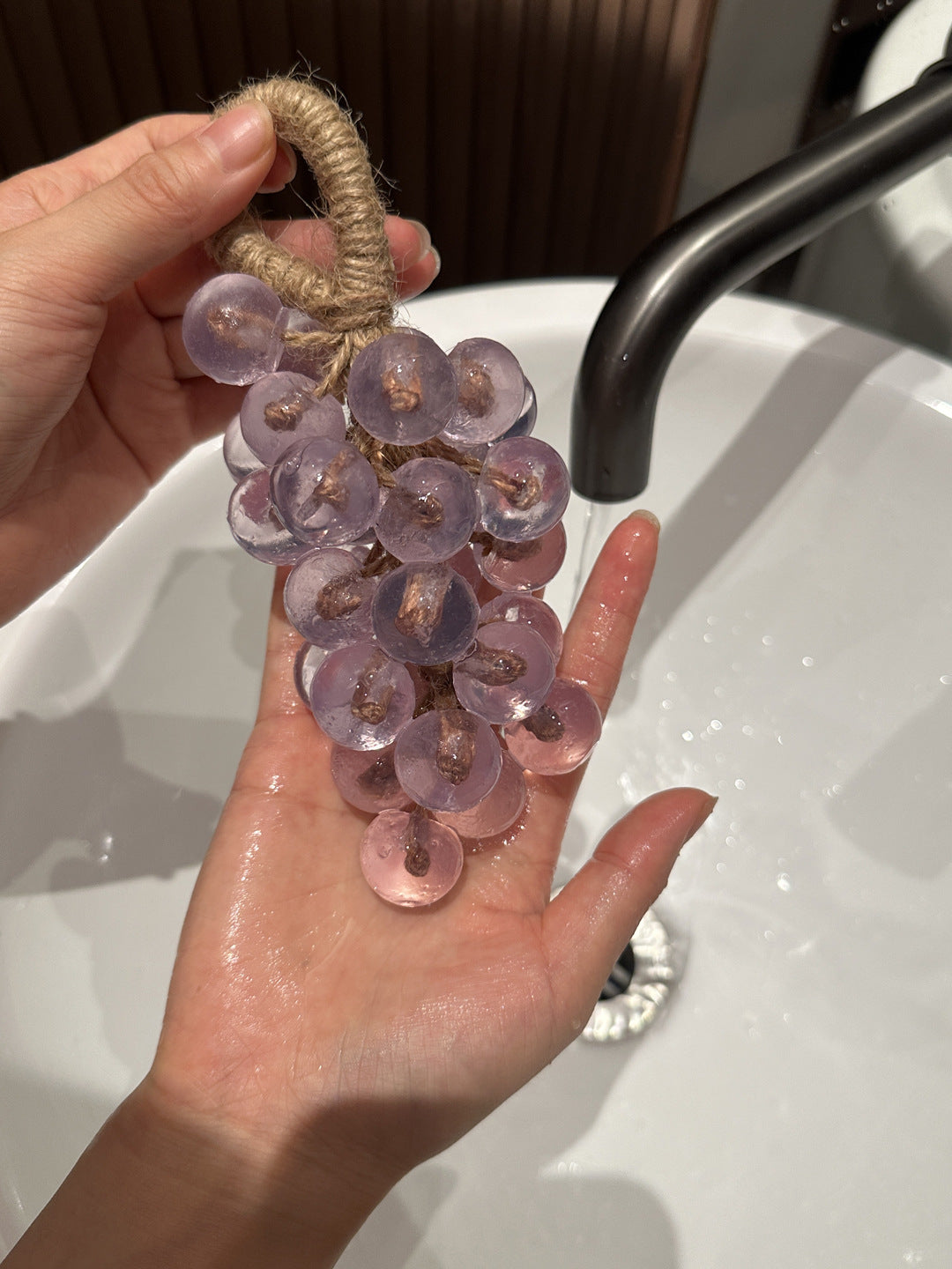 Crystal Grape Whole Bunch Soap Finished Product Simulation Soap Aromatherapy Soap Handmade Soap Gift Bath Bathroom Ornament Hanging Decoration