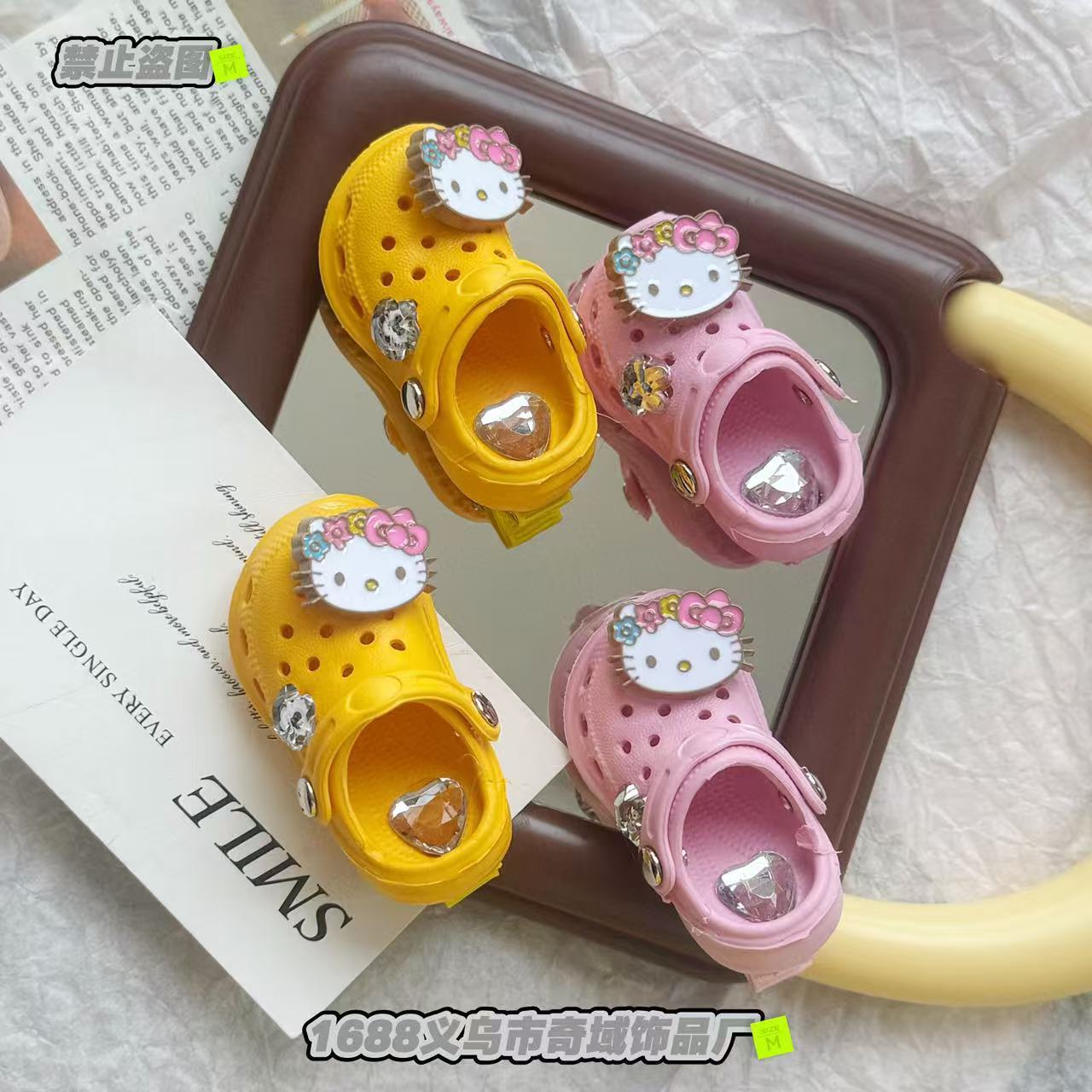Diamond-Encrusted Cute Cartoon Cat Slippers Hair Clip Duckbill Clip Fresh Sweet Versatile Hair Accessories Headwear Unique Design