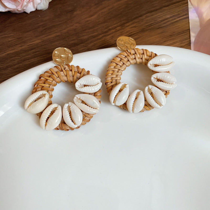 2025Bohemian Cross-Border Trendy Earrings for Women, Vintage Ethnic Style Fashion Studs, Beach Vacation Style Ear Jewelry