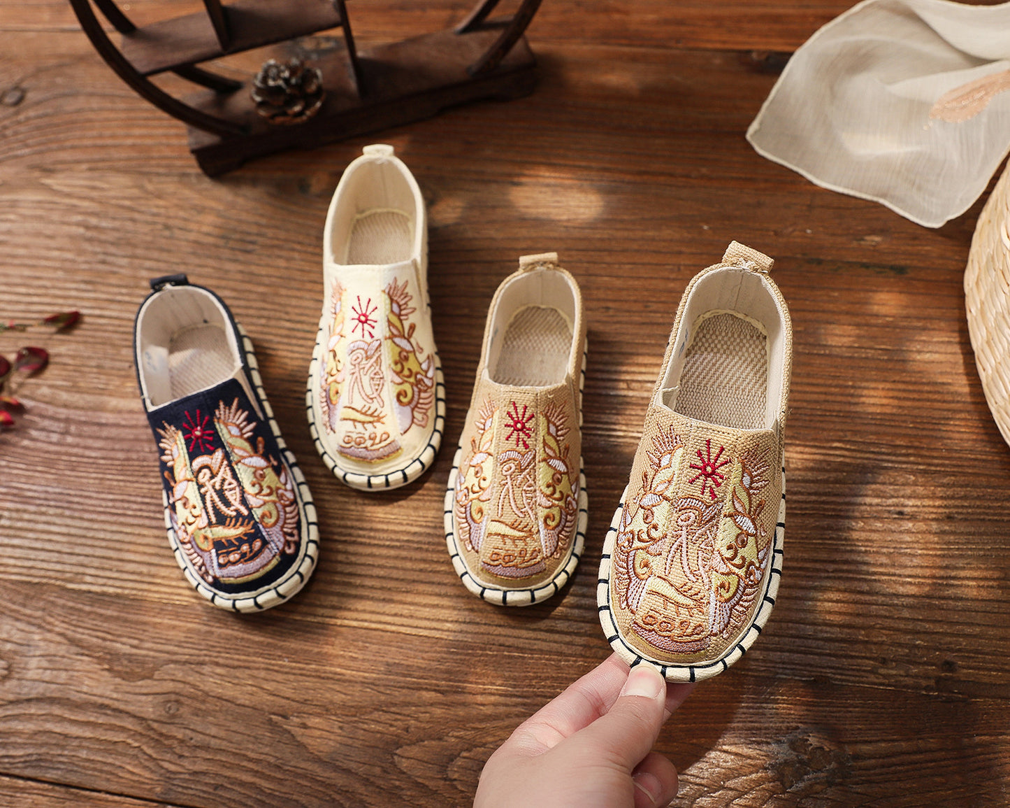 Old Beijing Traditional Cloth Shoes for Children, Thousand-Layer Sole Embroidered Cloth Shoes, Spring and Autumn Ancient Costume Hanfu Shoes, Ethnic Style Boys' Shoes