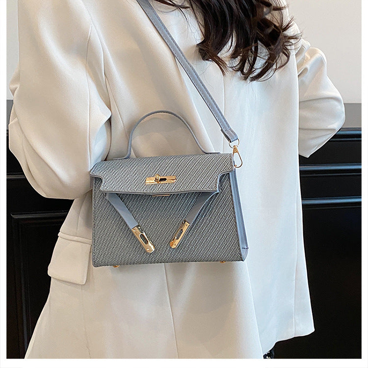 Bag2024New Fashion Small Square Bag Texture PU Handbag Retro Simple Shoulder Bag Trendy Versatile Crossbody