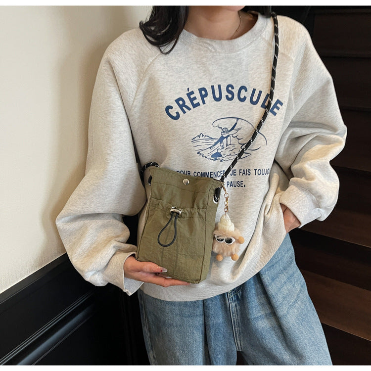 Internet celebrity ins Single Shoulder Crossbody Drawstring Small Bag2025Niche Fashion Lightweight mini Women's Nylon Phone Bag