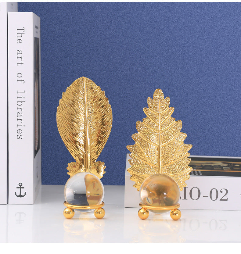 Nordic Light Luxury Metal Leaf Crystal Ball Ornament for Study Room Bookshelf Wine Frame Model Room Entrance Decoration Ornament