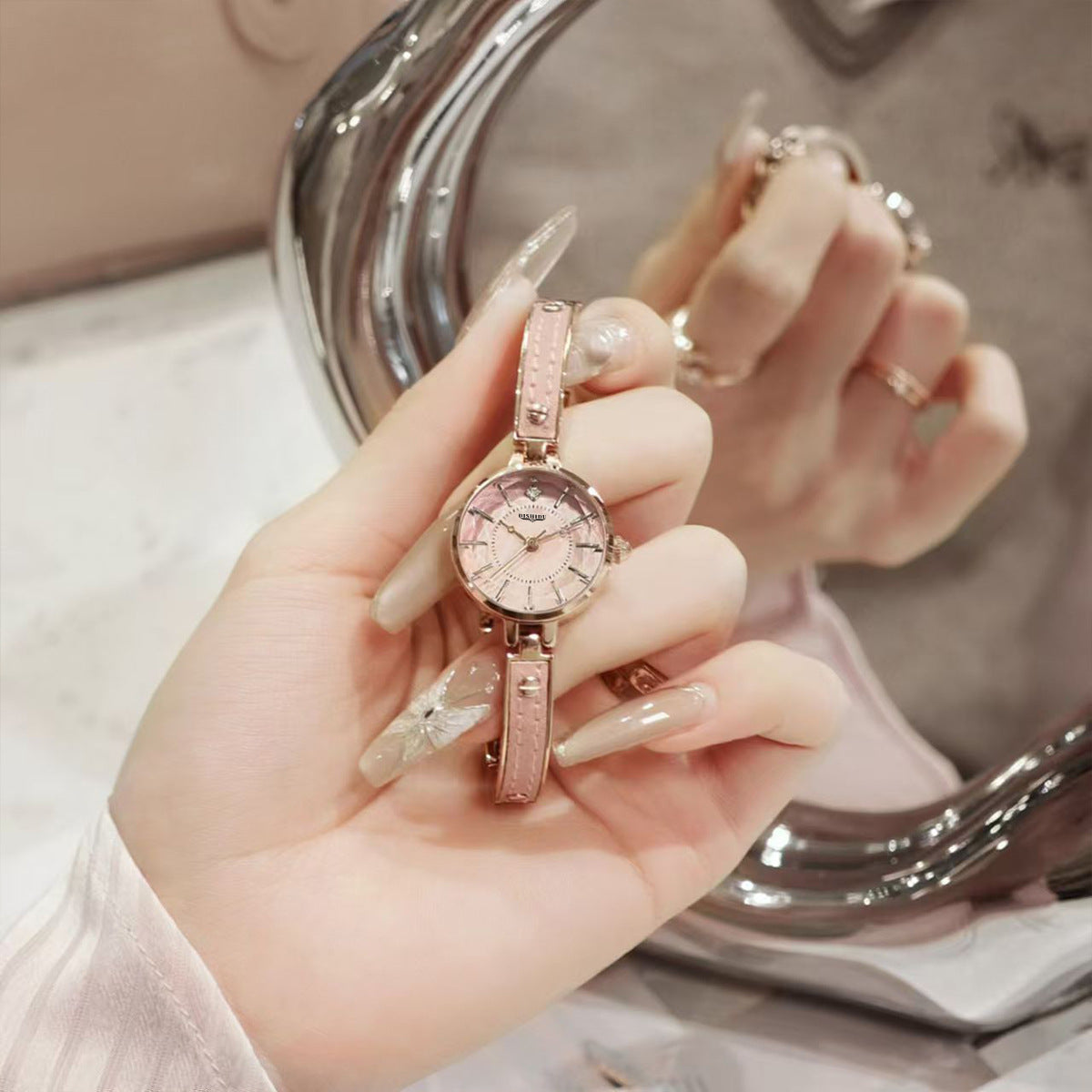 Dishidu Dishidu Women's Watch Bracelet Watch Exquisite Compact Women's Light Luxury Niche Quartz Women's Watch High Aesthetic