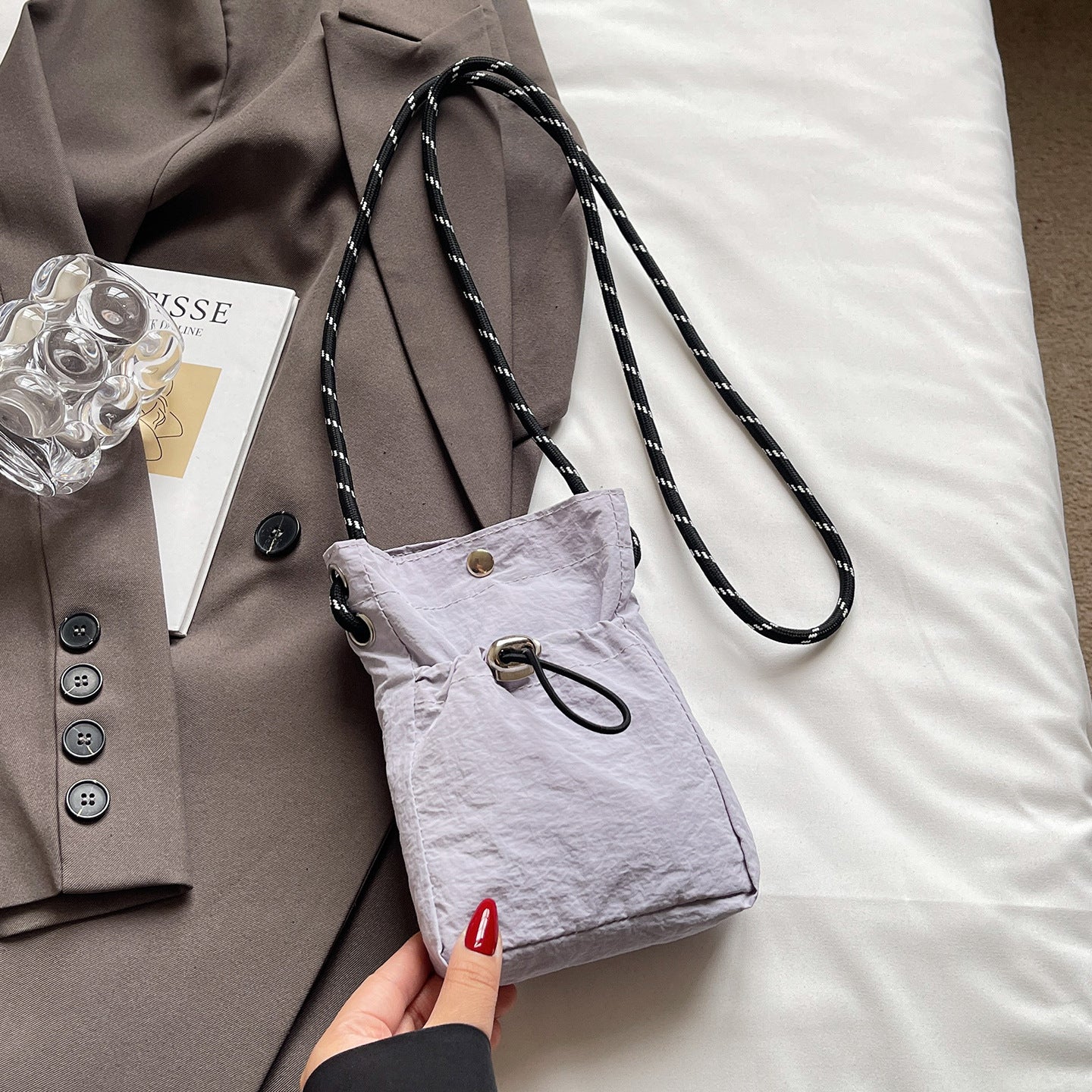 Internet celebrity ins Single Shoulder Crossbody Drawstring Small Bag2025Niche Fashion Lightweight mini Women's Nylon Phone Bag