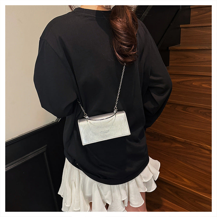 2025Spring New Chain Women's Bag Fashion Simple Stylish Single Shoulder Crossbody Bag Retro Handheld Small Square Women's Bag