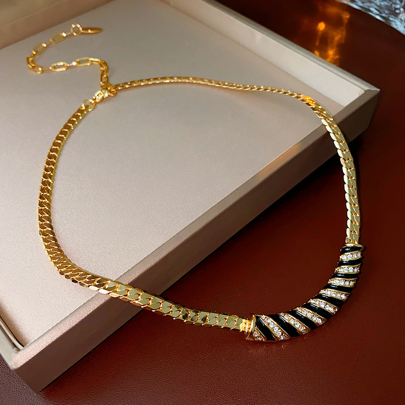 Medieval vintage Necklace Real Gold Plated Diamond-Studded Curved Oil Drop Collarbone Chain Light Luxury High-End Necklace Wholesale