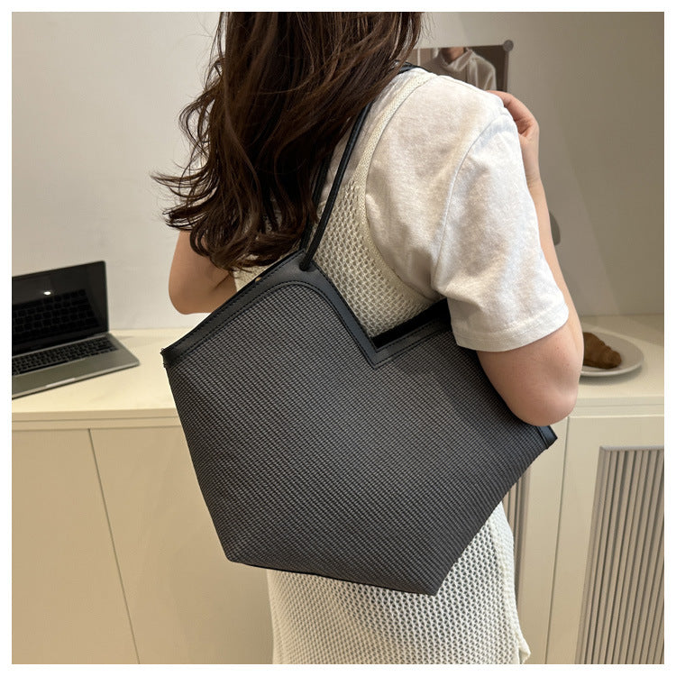 Summer Patchwork Large Capacity Women2025New Fashionable Loose Style Trendy New Casual Tote Shoulder Underarm Bag