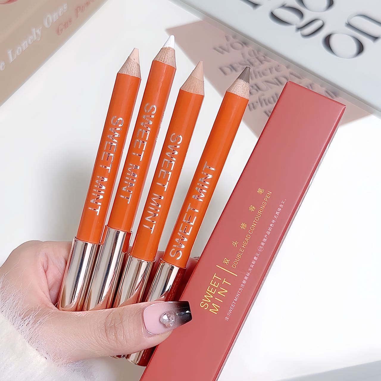 sweet mint Double-Ended Contour Pen Matte Brightening Face Shadow Nose Shadow Highlight Contour All-in-One Stick for Women2542