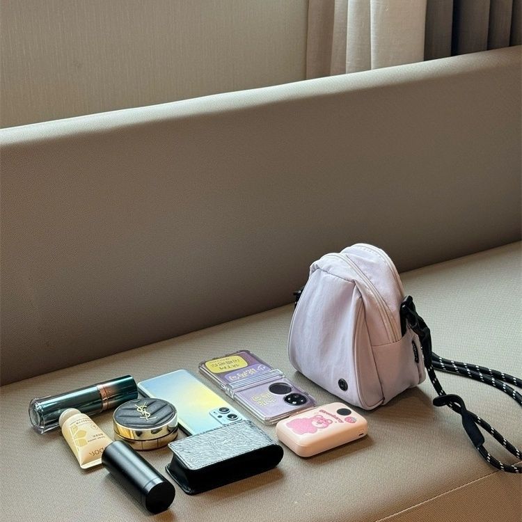 Work Commute Bag Super Popular Mobile Phone Women New Crossbody Handbag Mini Small Bag Portable Shoulder Bag