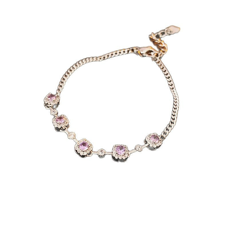 Medieval vintage Geometric Zircon Bracelet Simple Fashionable Elegant Versatile Bracelet Design Sense Niche Jewelry for Women