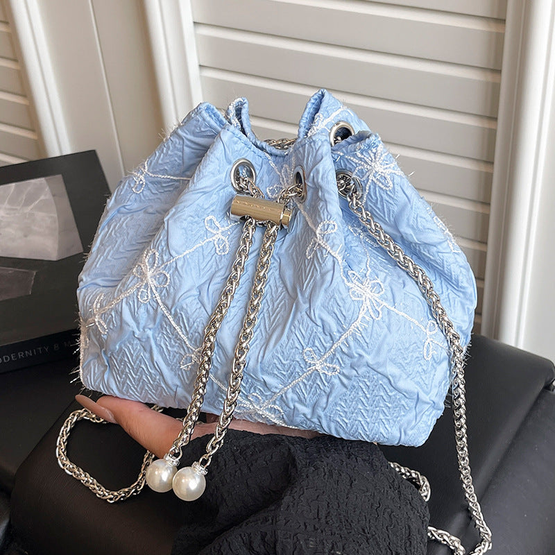 Cross-border Drawstring Bucket Small Bag for Women2025New Stylish Pleated Flower Bag Fashionable Round Chain Crossbody Bag