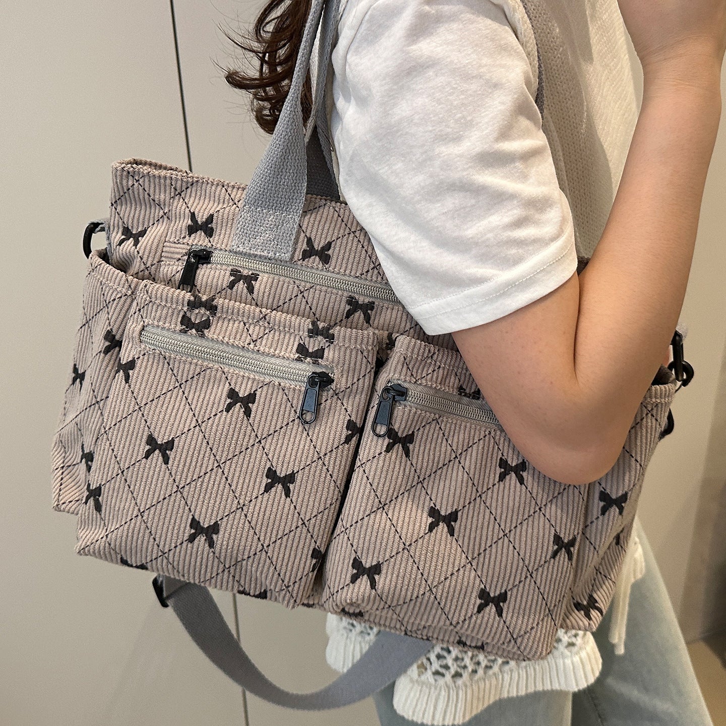 2025Summer New Simple Fashion Underarm Tote Bag This Year's Trendy Retro Commuter Shoulder Bag for Women