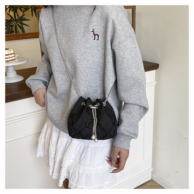 Cross-border Drawstring Bucket Small Bag for Women2025New Stylish Pleated Flower Bag Fashionable Round Chain Crossbody Bag