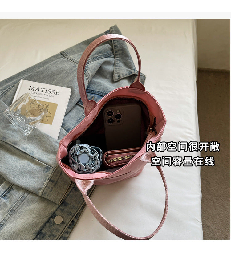 Casual Single Shoulder Crossbody Bag New Model Phone Small Square Bag Versatile Shopping Handbag Lightweight Water-Resistant Nylon Bag