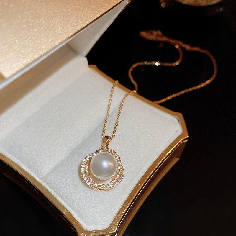 18K Real Gold Plated Moon Heart Pendant Necklace Simple Versatile Elegant Collarbone Chain Light Luxury High-End Necklace