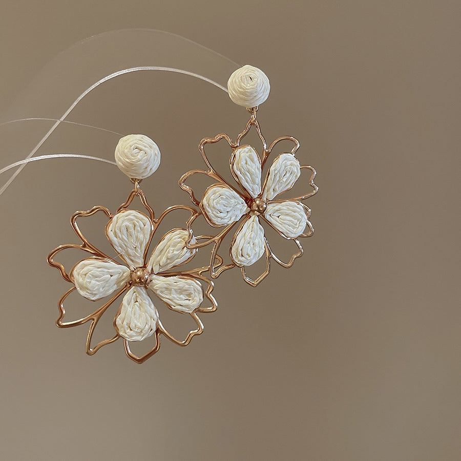 Resort Style Silver Needle Fabric Flower Tassel Earrings High-End Fashion Earrings Bohemian Sweet Exaggerated Ear Jewelry