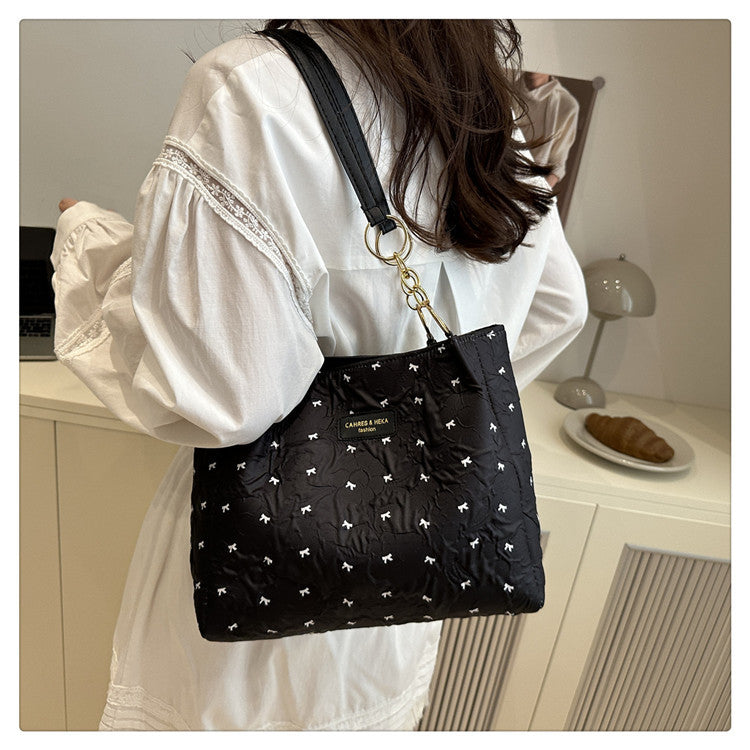 2025Trendy Fashion Bowknot Pleated Large Capacity New Casual Simple Commuter Single Shoulder Crossbody Underarm Bag for Women