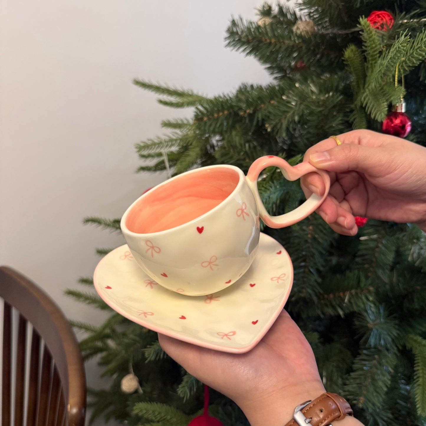 Korean Style ins Wind Hand-painted Heart Ceramic Cup and Saucer Hand Pinched Irregular Heart-Shaped Coffee Cup and Saucer Afternoon Tea Cup and Saucer